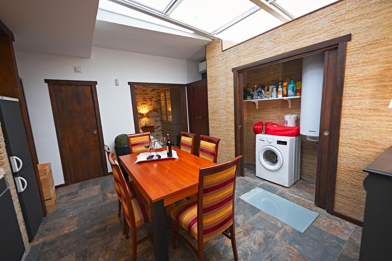 Apartamentos Infantes 28 Ronda Eksteriør billede
